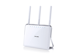 Маршрутизатор TP-Link Беспроводной двухдиапазонный маршрутизатор AC1900, 4 х 10/100/1000 LAN, 1 х 10/100/1000 WAN, 1 х USB 2.0, 1 х USB 3.0, c 3-мя съ
